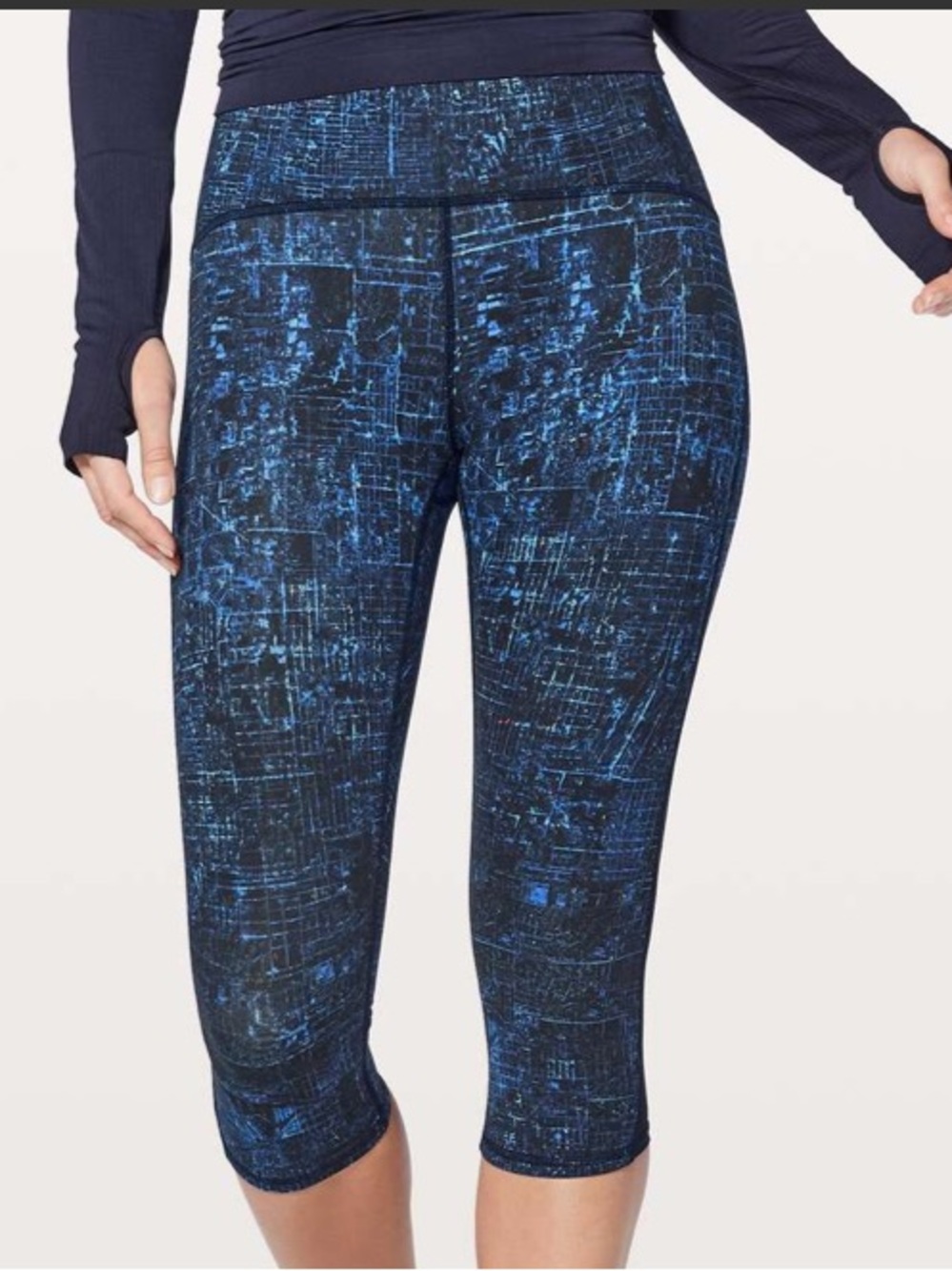 LULULEMON Train Times Crop 17” Size 4